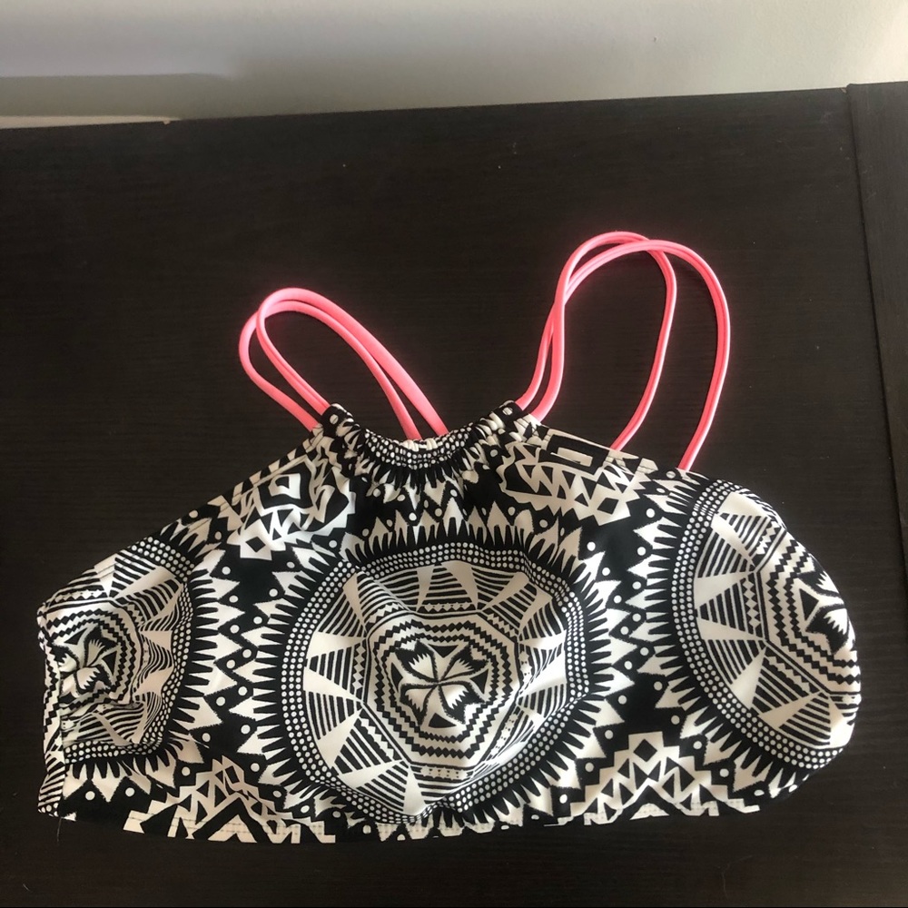 Xhiliration Geometric Print Halter Swim Top